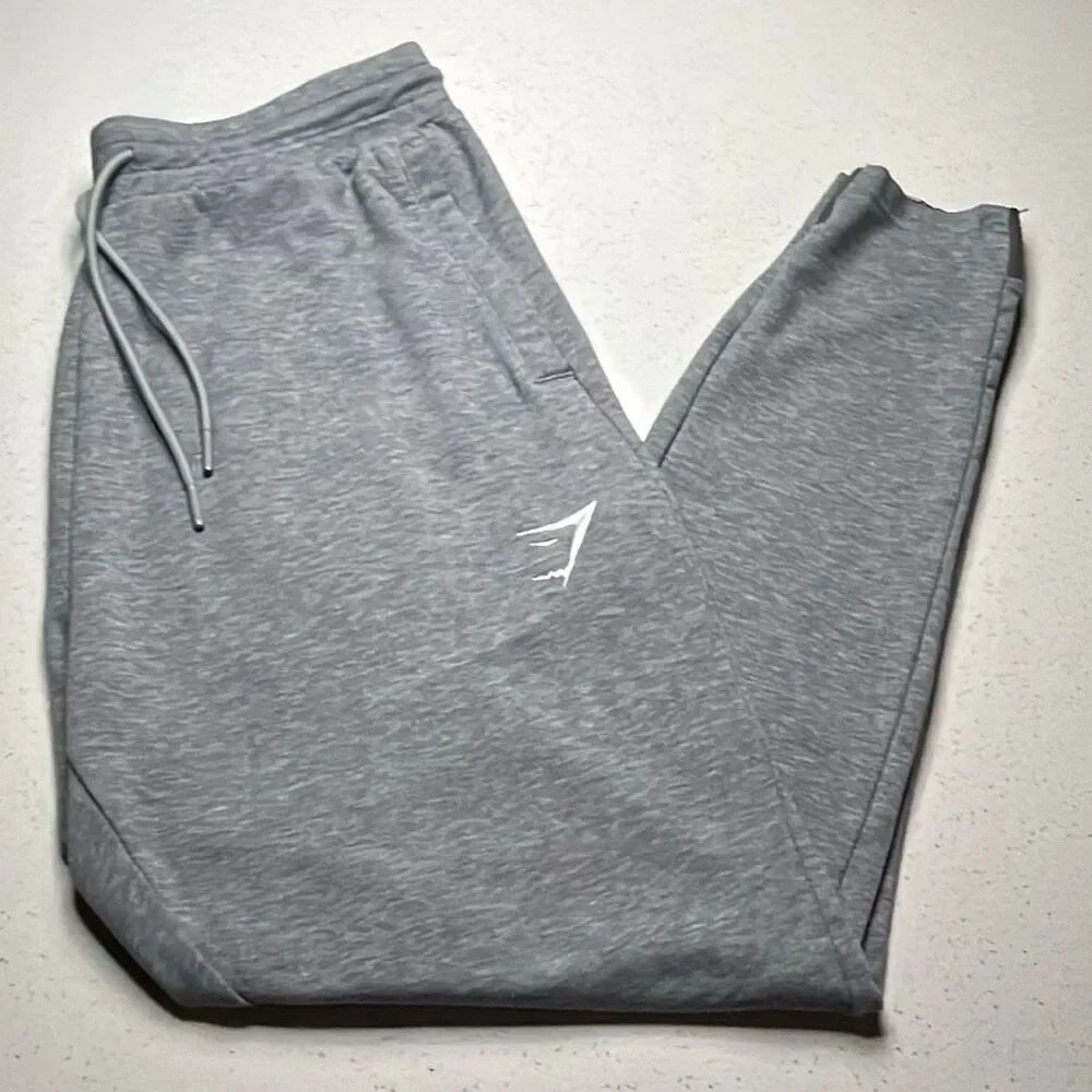 Gymshark Crest Jogger Sweatpants Men’s Medium Heather Gray Tapered Gym GMBT4252